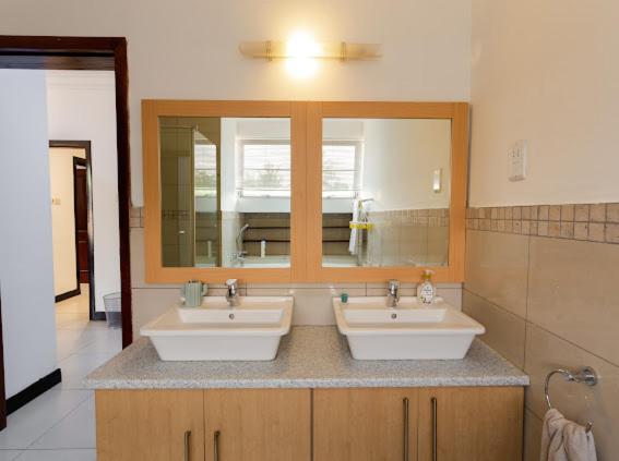 Unit 5, Capella Place Appartement Accra Buitenkant foto